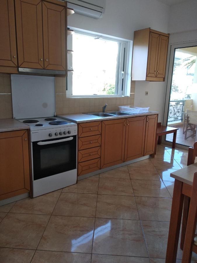 Ton Mari Apartments Palaiochora Dış mekan fotoğraf